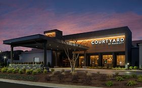 Nashville Airport Courtyard Marriott